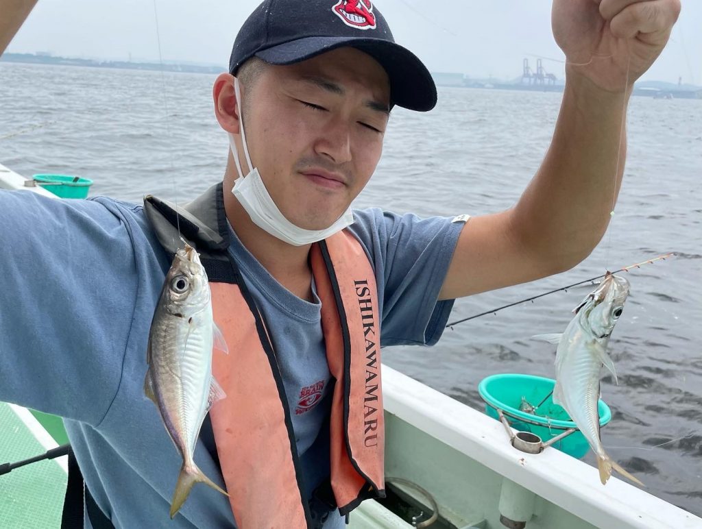 東京の屋形船 芝浦石川 木更津沖 Ltアジ釣り