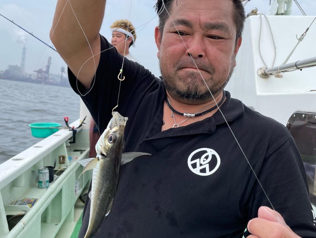 東京の屋形船 芝浦石川 木更津沖 Ltアジ釣り